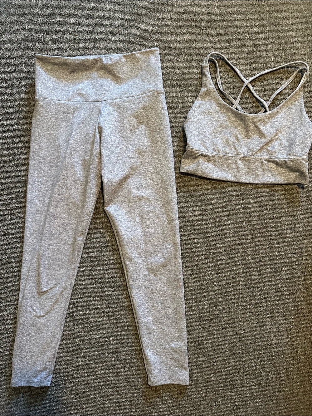 Gray/light purple Women's High-Waist Leggings & Strappy Sports Bra Set
